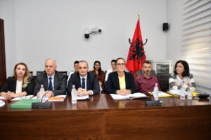 Kryetari i KLSH-së, z. Arben Shehu, gjatë raportimit në Komisionin për Ekonominë dhe Financat mbi Raportin e Zbatimit të Buxhetit 2021, më 28.10.2022