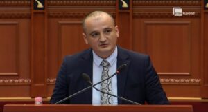 Kryetari i KLSH-së, z. Arben Shehu, gjatë raportimit në Kuvendin e Shqipërisë mbi Raportin e Performancës për vitin 2021, më 07.07.2022