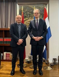 Kryetari i KLSH-së, z. Arben Shehu priti në një takim Ambasadorin Holandez, z. Reinout Vos