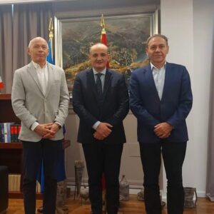 Kryetari i KLSH-së z. Arben Shehu zhvillon një takim me ekspertët e projektit të BE-së, “EU For Good Governance”