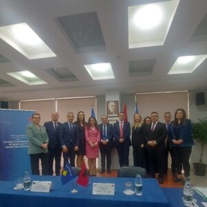 Kryetari i KLSH-së z. Arben Shehu pret delegacionin e ZKA të Kosovës në kuadër të përmbylljes së auditimit paralel IT për sistemet e informacionit të ujësjellësve në Tiranë dhe Prishtinë