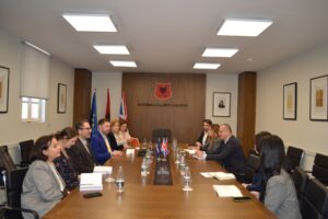 Kryetari i KLSH-së, z. Arben Shehu pret në takim ekspertët e lartë të Zyrës Kombëtare të Auditimit të Mbretërisë së Bashkuar (NAO UK)