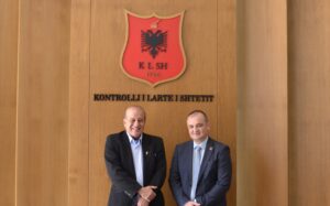 Kryetari i KLSH-së, z. Arben Shehu zhvilloi një takim me përfaqësuesin e Presidencës së INTOSAI-it, z. Augusto Nardes, Ministër në Gjykatën Federale të Llogarive të Brazilit
