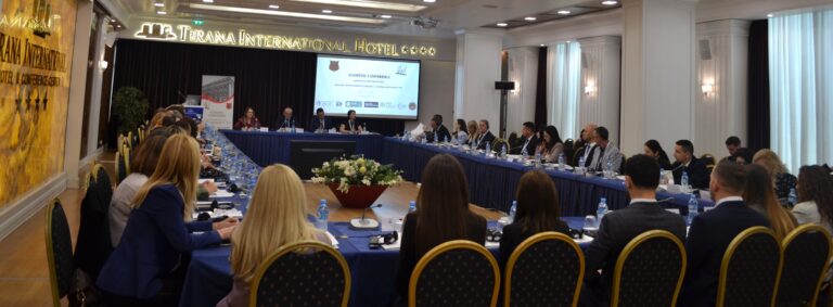 Në kuadër të 100-vjetorit, KLSH organizon konferencën shkencore “Ndërtimi i institucioneve të adaptueshme: Përshtatja me dinamikat e mjedisit – Një perspektivë e auditimit të jashtëm”