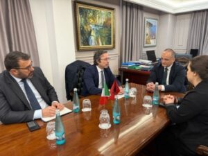 Kryetari i KLSH-së, z. Arben Shehu priti në takim Ambasadorin Italian në Shqipëri, Shkëlqesinë e tij z. Marco Alberti