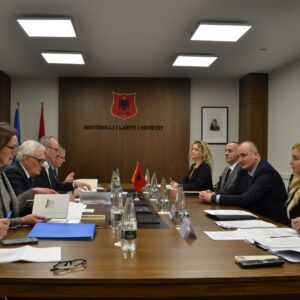 The Chairman and representatives of ALSAI welcome the Congress of Local and Regional Authorities