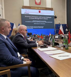 KLSH merr pjesë në takimin e EUROSAI WGEA për bashkëpunimin ndërkombëtar në auditimin me temë “Përshtatja e menaxhimit të pyjeve ndaj ndryshimeve klimatike”