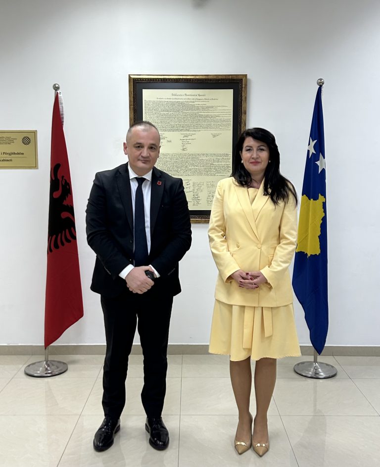 Kryetari i KLSH-së, z. Arben Shehu, zhvillon një takim pune me Auditoren e Përgjithshme të Kosovës, znj. Vlora Spanca