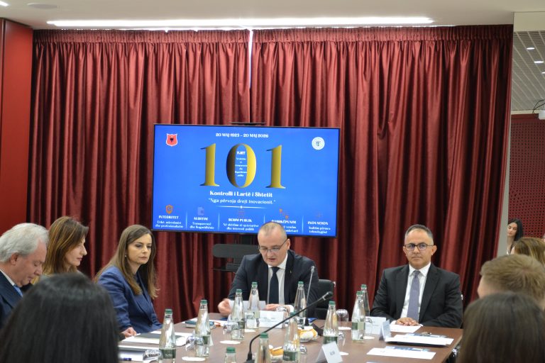 Kryetari i KLSH-së, z. Arben Shehu, zhvilloi takime të hapura me studentë dhe pedagogë në kuadër të përvjetorit të themelimit të institucionit